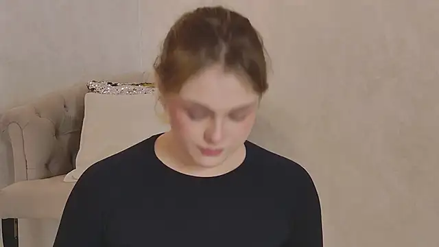 CaitlinSugar: онлайн-секс-чат