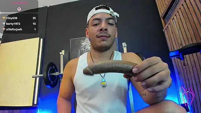 Sky_Hunterr's Live XXX Chat