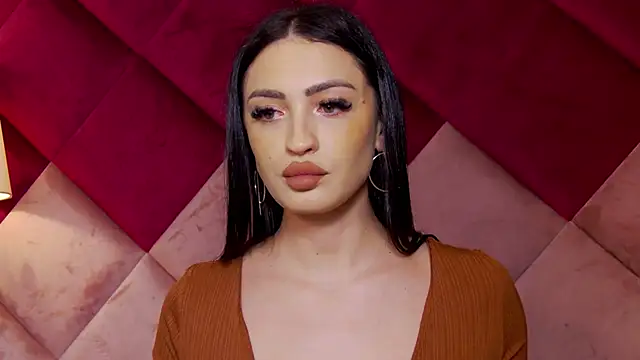 VictoriaLanes' Live XXX Chat
