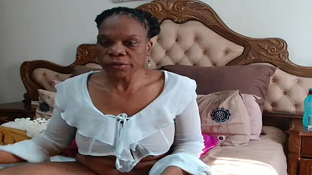 Hotcougar's Webcam Show