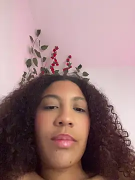 Daphnne_Curly's Live XXX Chat
