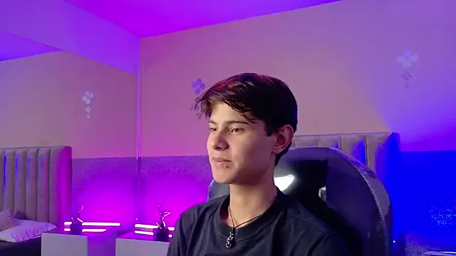 Derek_Sinnのウェブカメラショー