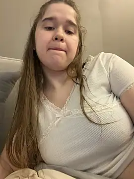 HornyGirlH Show Webcam
