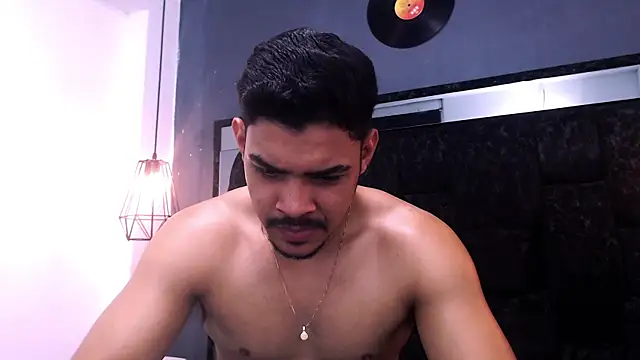 Dannesh_ – webcam-show