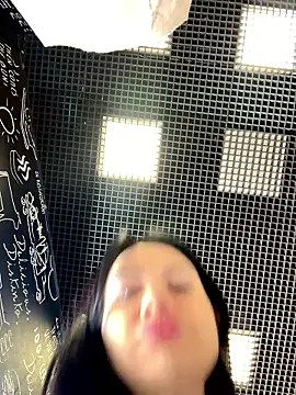 دردشة Wet__Bunny الجنسية المباشرة