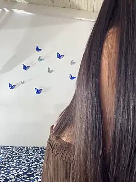 Chatroom XXX en direct de Milleradhara24