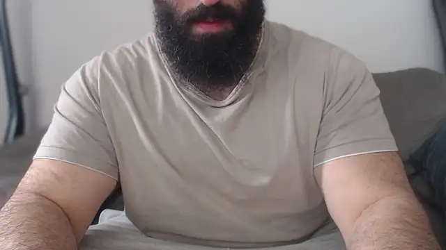 hugemachohandsome Adlı Modelin Web Kamerası Şovu