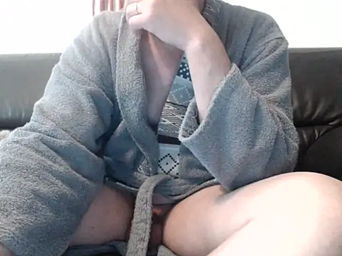 lalouette16 Chat XXX in diretta