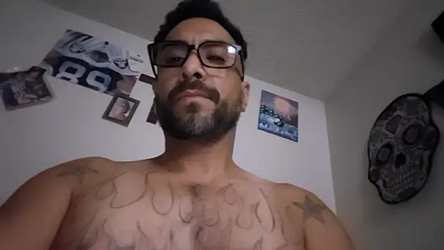 Chat XXX en directo de Forbidden_daddy