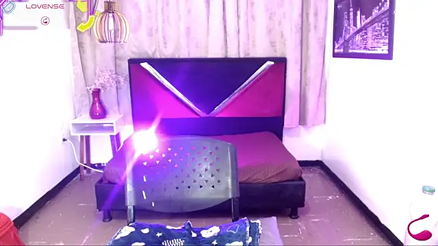 luisa__torres Adlı Modelin Web Kamerası Şovu