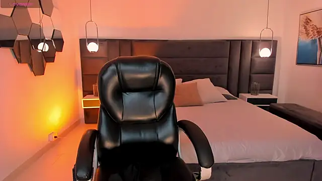 AmyRosse_X Adlı Modelin Canlı XXX Sohbeti