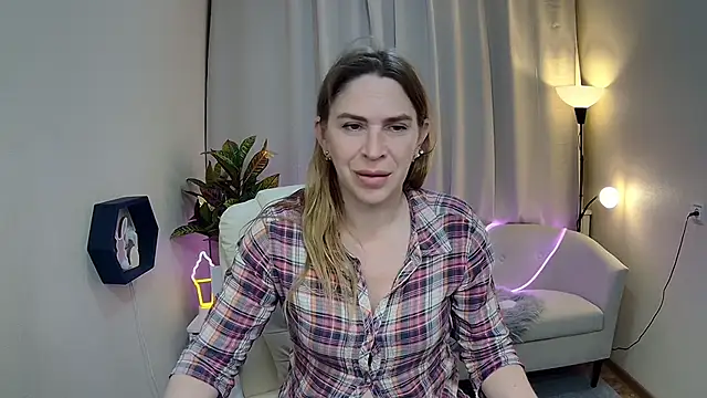 TessaDaybreak Live XXX-chat