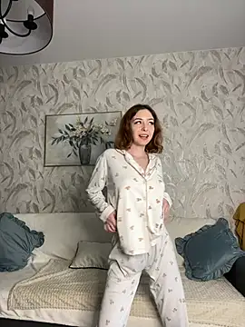 Онлайн чат XXX LynaFrost