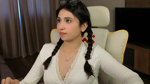 honeylanaa's Live XXX Chat
