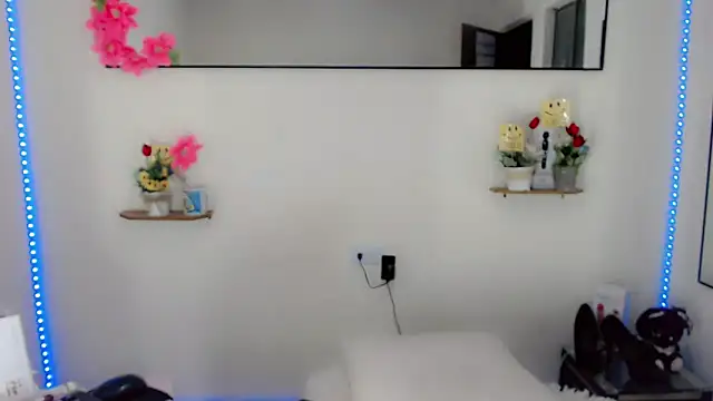 NathalialLooesのウェブカメラショー