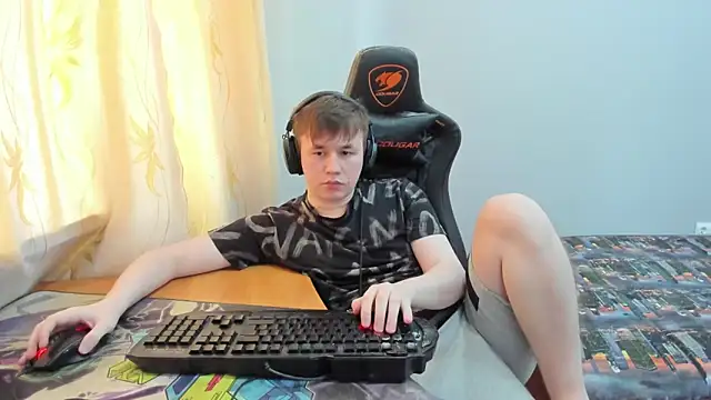 iliaskrislove 网络视讯表演