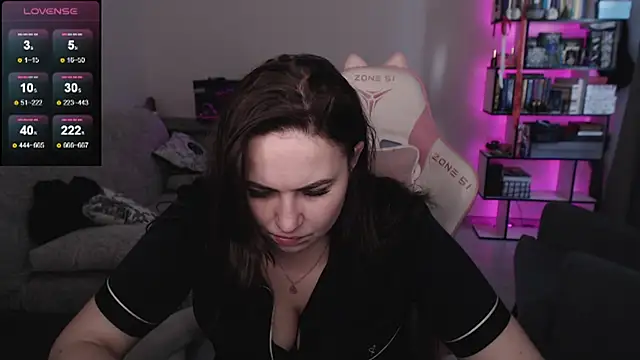SexyWitch_666 élő XXX-chatje