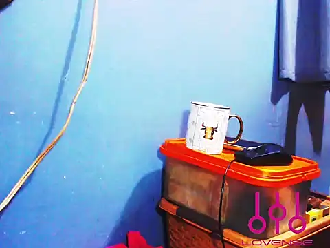 xSEXYHUGECOCKTS Pertunjukan Webcam