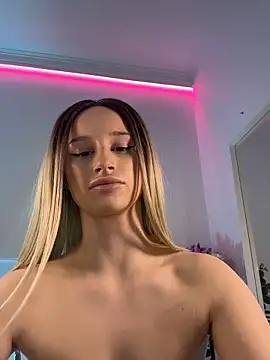 ScarletFlameee Webcam show