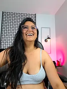 Chat +18 de Amber_gold_ ao vivo