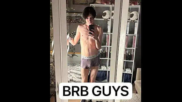 SolarFringe Adlı Modelin Canlı XXX Sohbeti