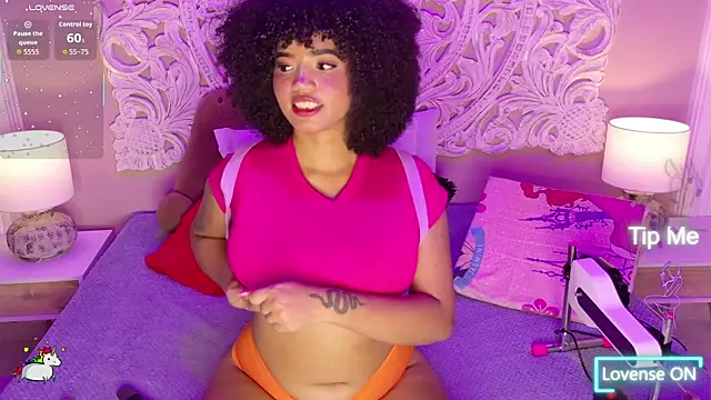 MalaikaBrown's Webcam Show