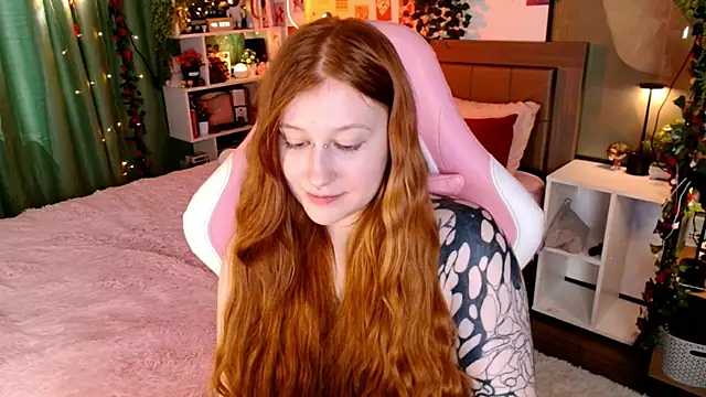 Онлайн чат XXX Ayla_Hicks