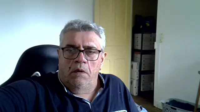 Živý XXX chat Laurent_oldmen