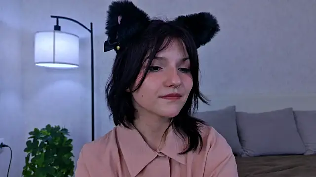 Онлайн чат XXX NyraVesperis
