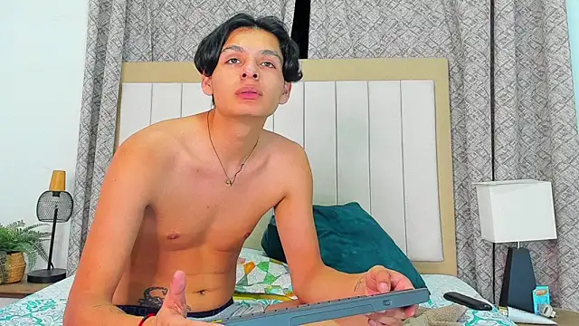 Maicol_ruiz972049 webcam show
