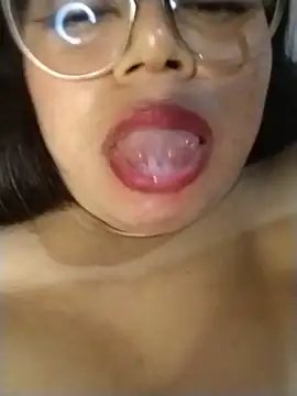 DiamilyのライブXXXチャット