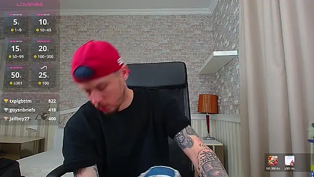 JonahShaw Live XXX-chat