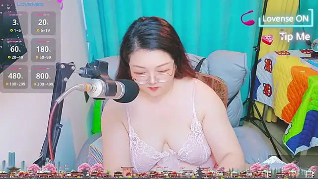 AngelwithEcup 现场XXX聊天