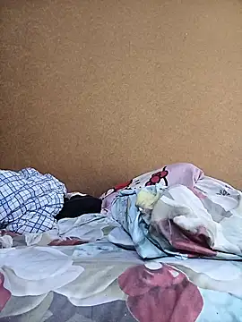 Show modela LiluHot na web-kameri