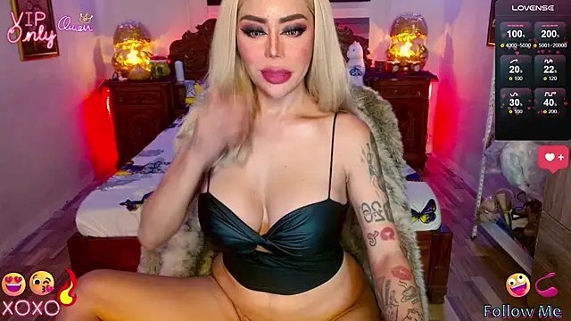 XXX chat uživo modela _QueenGoddess_