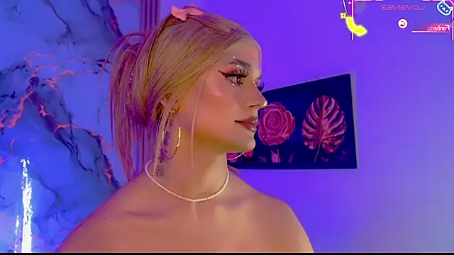 Aranza_Dollts Adlı Modelin Web Kamerası Şovu