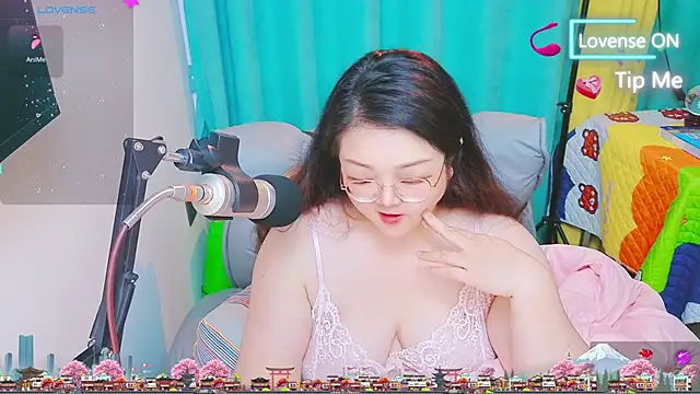 XXX chat uživo modela AngelwithEcup