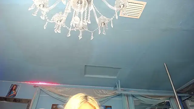 ADRIANNA_FOX's Live XXX Chat