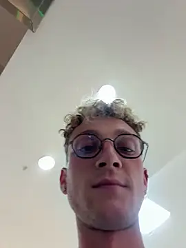 Turkishleo Show Webcam