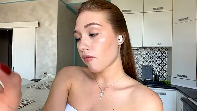 XXX chat uživo modela NamiRedhead
