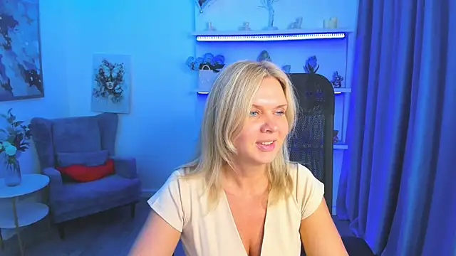 AgathaKlouin's Live XXX Chat