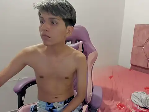 chick_angel webcam show