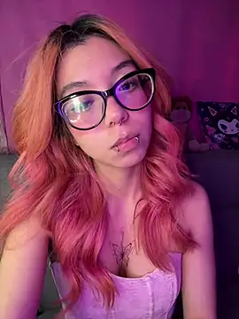 Valen-Foxx1 Chat XXX live