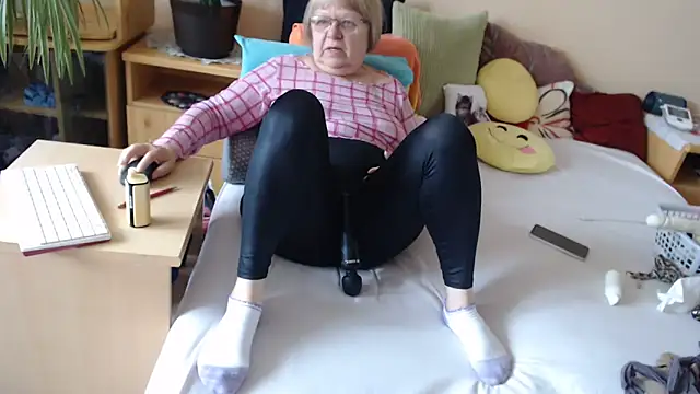 Dorina's Live XXX Chat