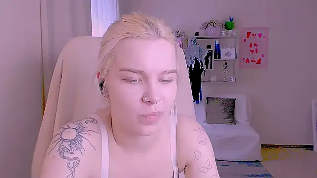 Czat XXX na żywo – Hot_Blonda