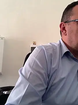 Mike8523 Chat XXX in diretta