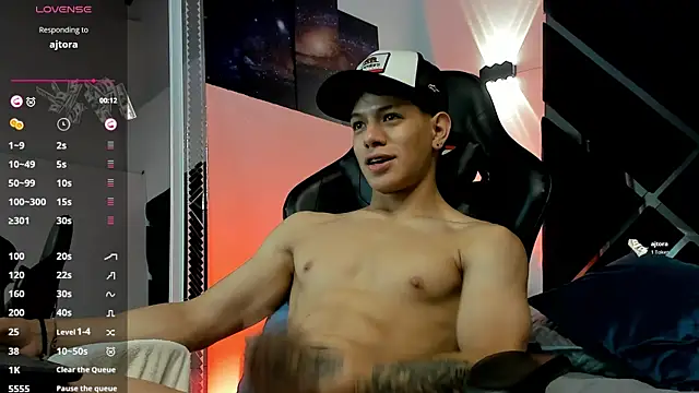 Chatroom XXX en direct de TonyPetrovjs