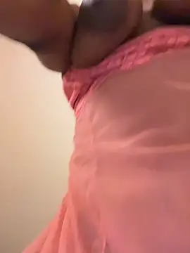 PrettyGal_Tingz's Webcam Show