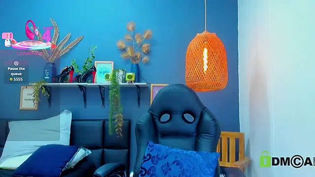 Онлайн чат XXX yessila_parker