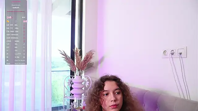 EngelCoyner Show in webcam